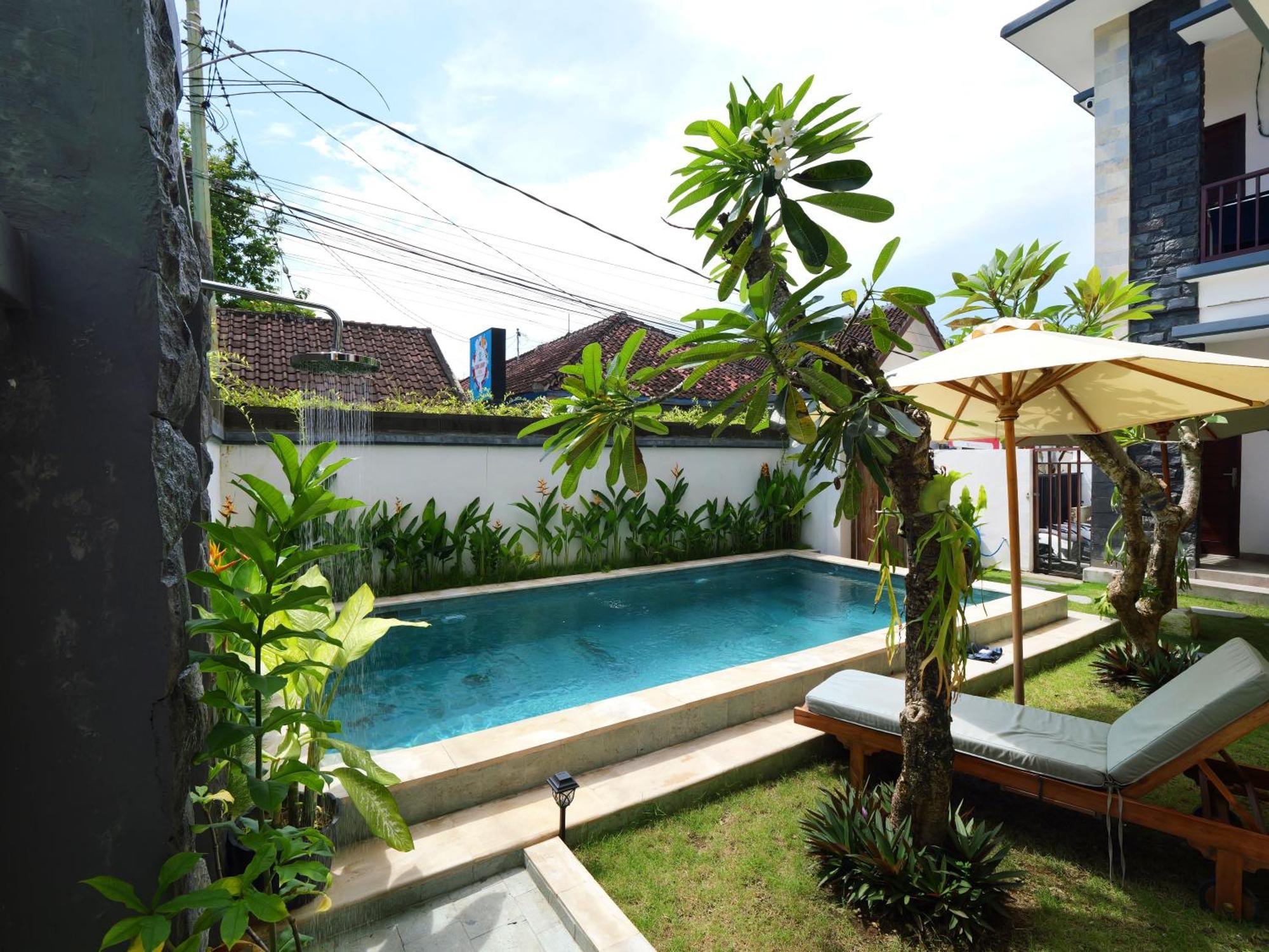 סמיניאק Ken Ken Guest House מראה חיצוני תמונה