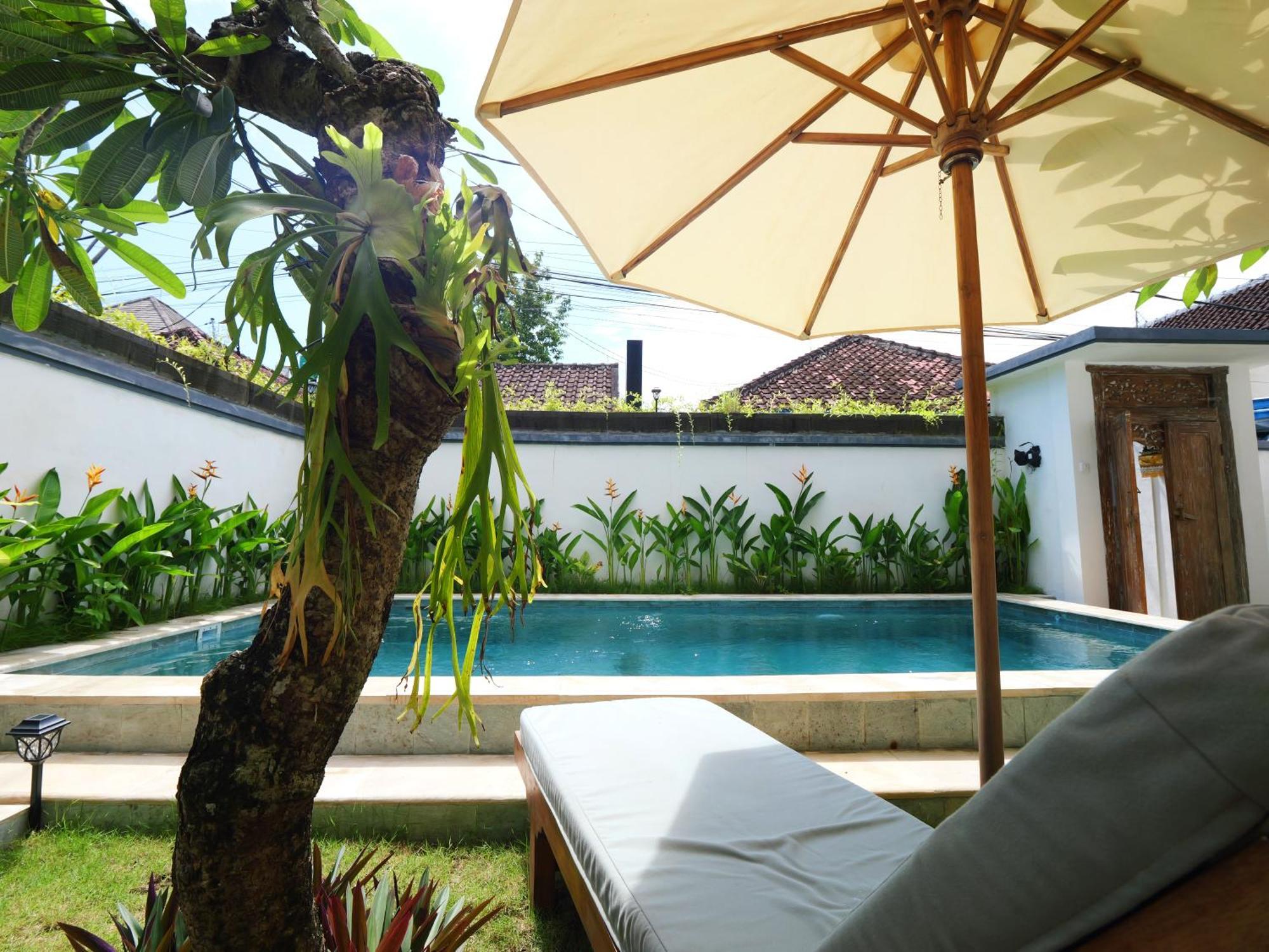 סמיניאק Ken Ken Guest House מראה חיצוני תמונה
